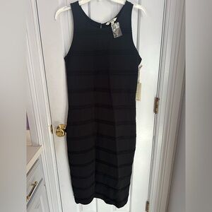 BB Dakota Black Textured Sleeveless Midi Dress